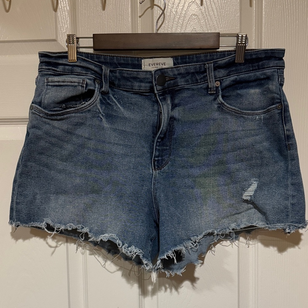 Evereve Distressed Blue Jean Shorts